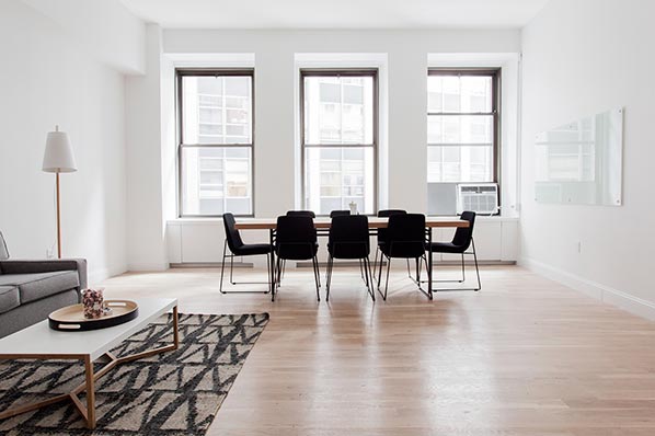 Pavimenti laminati resistenti effetto legno per interni residenziali e commerciali Ticino